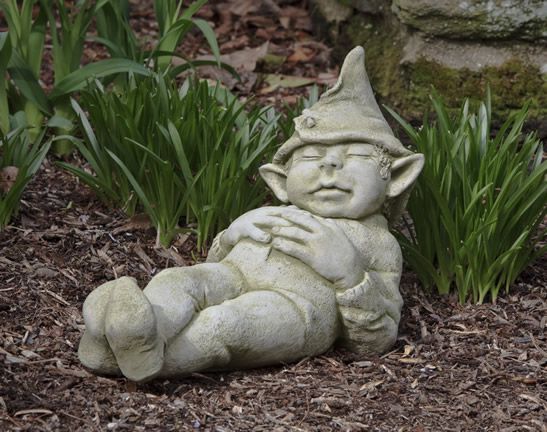 03Copy of sleeping gnome S-349